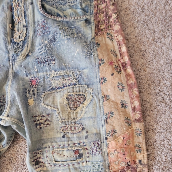 Magnolia Pearl Hommage Denims - Picture 4 of 9